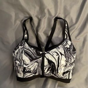 32DDD Victoria secret sports bra
